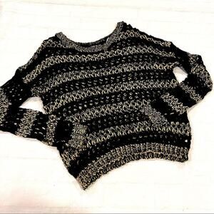 Double Zero Sweater Medium NWT
